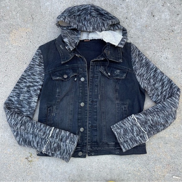 Free People Denim Knit distressed Hooded Jacket knit sleeves casual button up M - Picture 2 of 8
